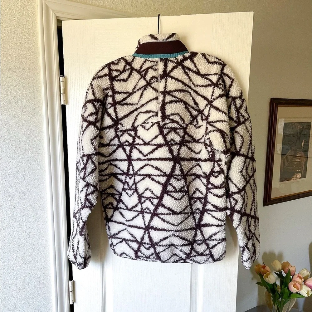 Patagonia Retro-X Deep Pile Fleece Jacket Pine‎ Stamp Brown Cream Small EUC